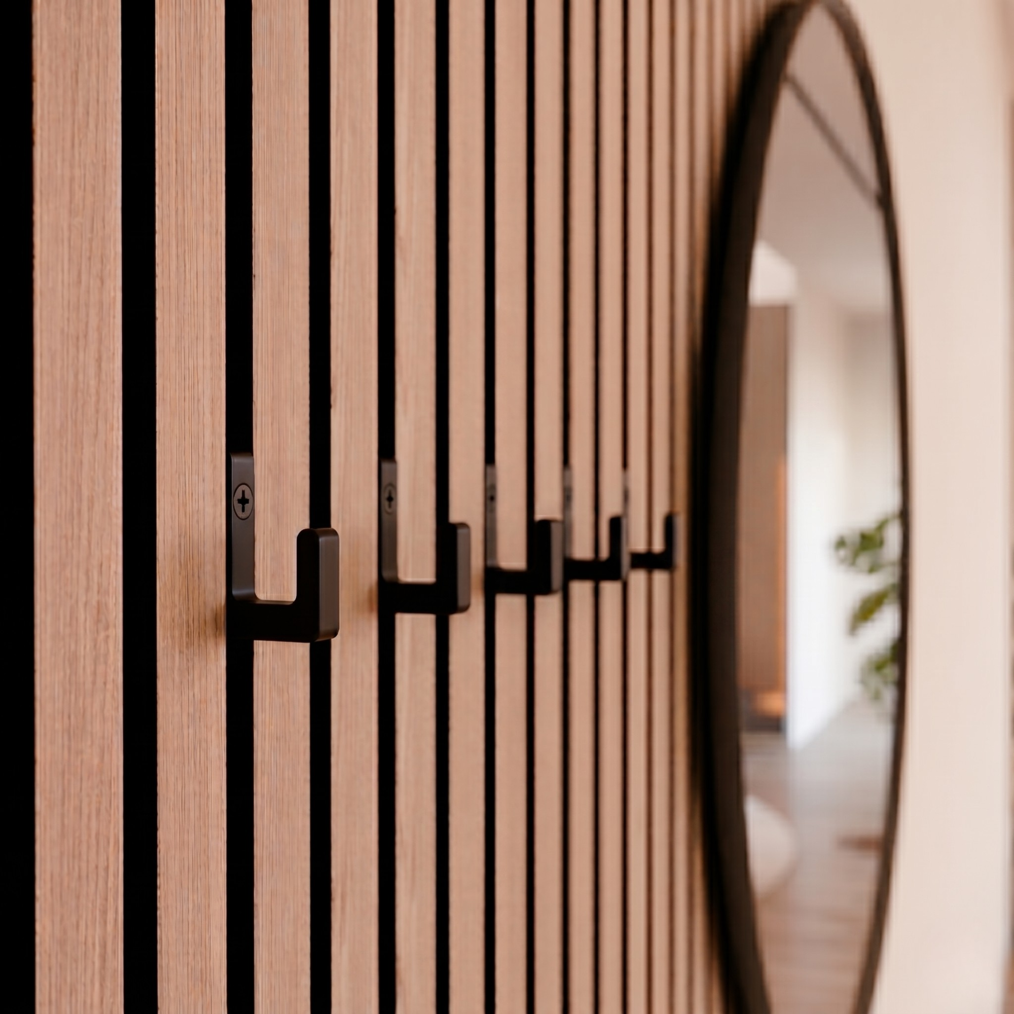 Enkele haak vierkant voor akoestische panelen - Installatietype: Schroef-in